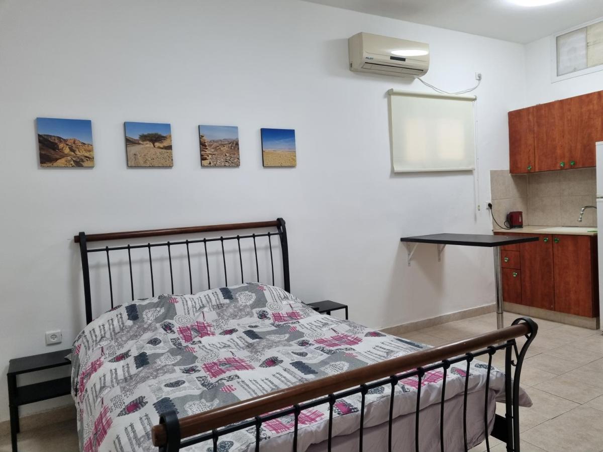 הבית באלרואי Apartment Rishon Leziyyon Exterior photo
